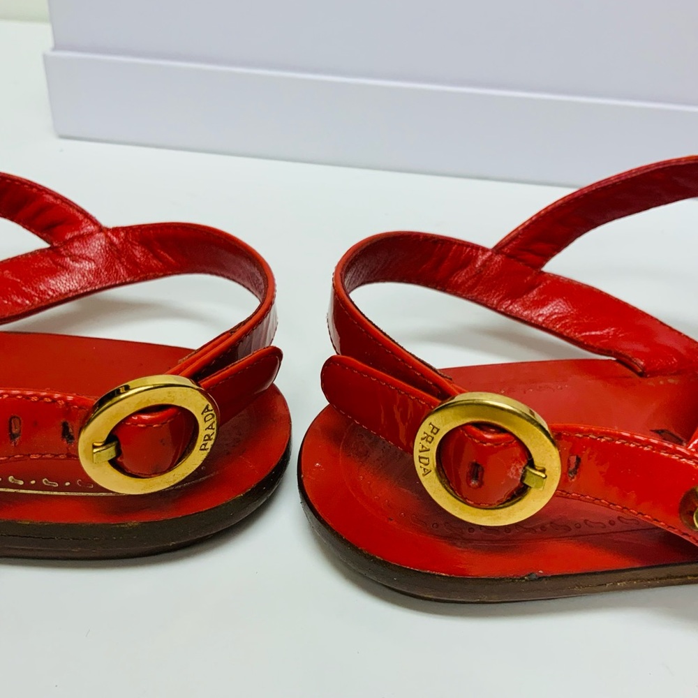 Prada red leather gold studded flat sandals 37.5 - Picture 7 of 9